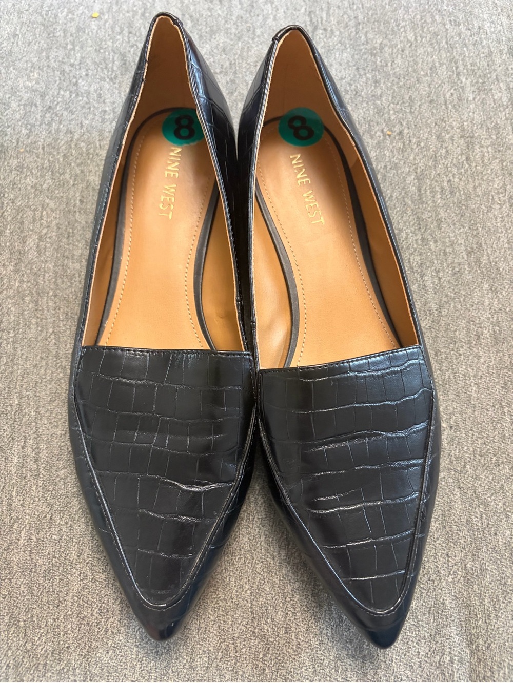 Nine West Size 8 Black Croc-Embossed Look Pointed Loafers Flats EUC